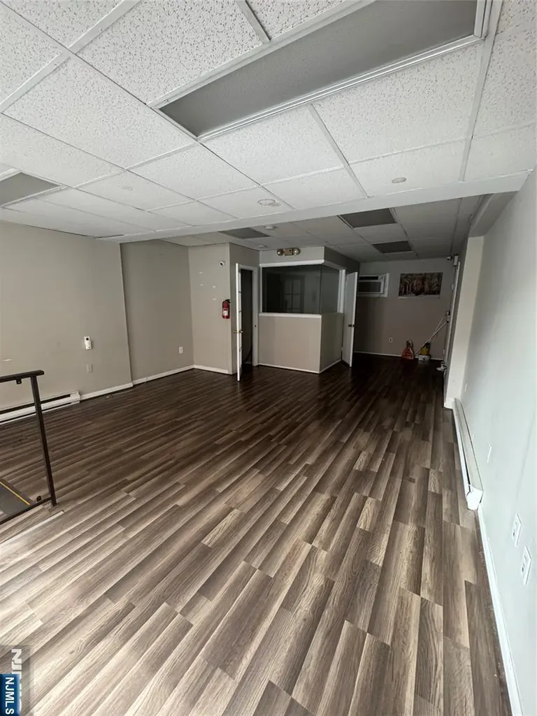 304 38th Union City NJ 07087