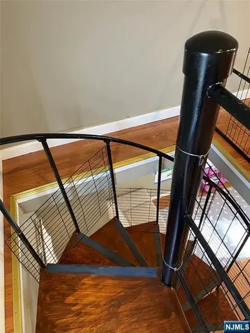 252 Degraw Avenue Teaneck NJ 07666