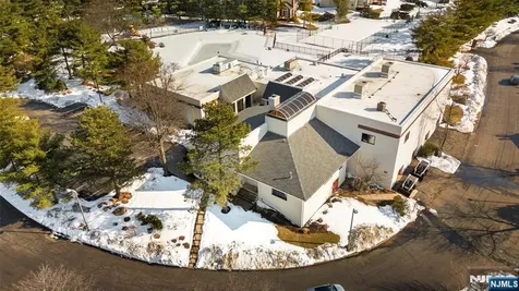 279 De Rose Court West Orange NJ 07052