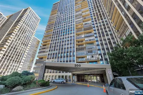 200 Winston Cliffside Park NJ 07010