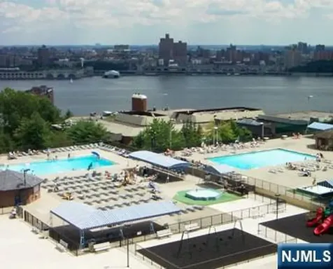 200 Winston Cliffside Park NJ 07010