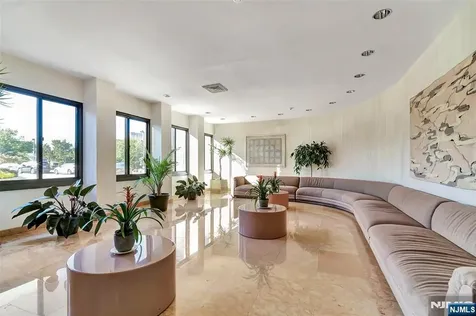 200 Winston Cliffside Park NJ 07010