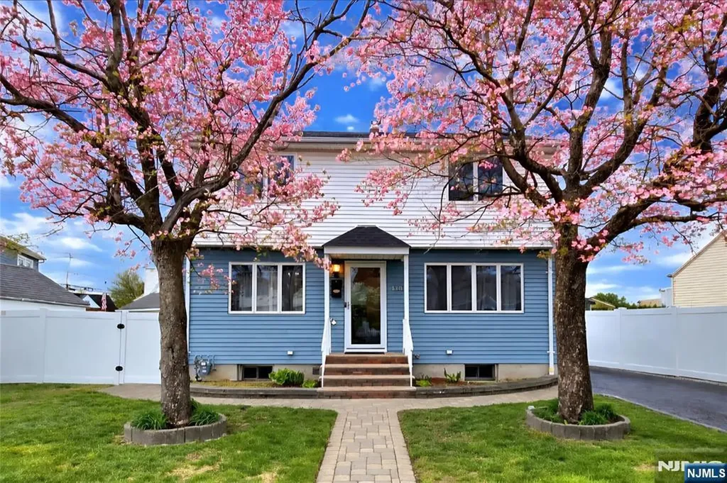 130 Tuella Avenue Elmwood Park NJ 07407