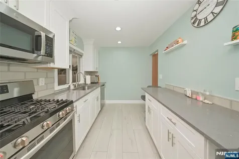 130 Tuella Avenue Elmwood Park NJ 07407