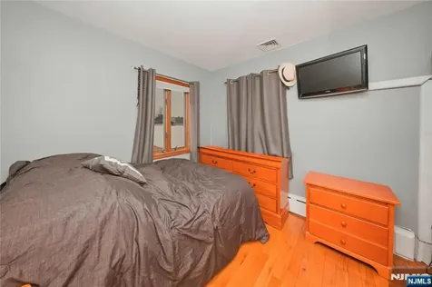 130 Tuella Avenue Elmwood Park NJ 07407