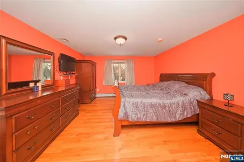 130 Tuella Avenue Elmwood Park NJ 07407