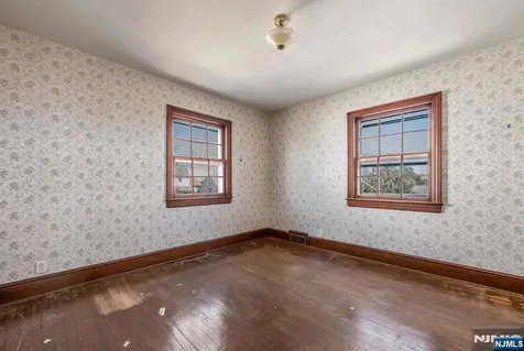164 Chestnut Street Garfield NJ 07026