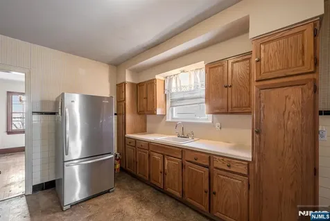 164 Chestnut Street Garfield NJ 07026