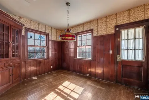 164 Chestnut Street Garfield NJ 07026