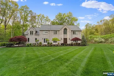 7 Orchard Lane Old Tappan NJ 07675