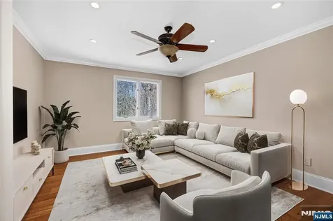 7 Orchard Lane Old Tappan NJ 07675