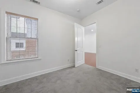 1314 The Plaza Tenafly NJ 07670