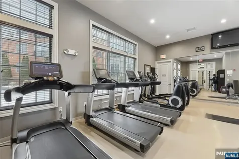 1314 The Plaza Tenafly NJ 07670