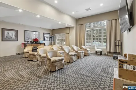1314 The Plaza Tenafly NJ 07670