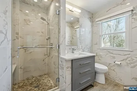 6 Knollwood Drive Livingston NJ 07039