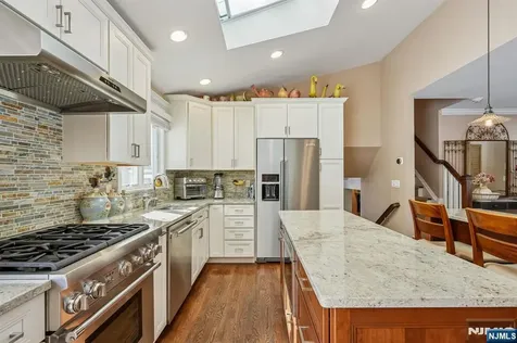 6 Knollwood Drive Livingston NJ 07039