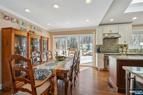 6 Knollwood Drive Livingston NJ 07039