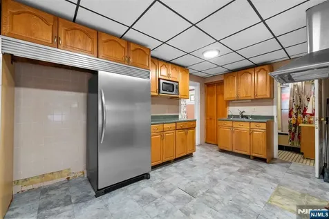 85-87 Kearney Street Paterson NJ 07522