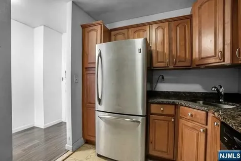 2100 Linwood Avenue Fort Lee NJ 07024