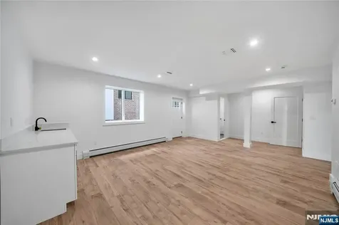 428 6th Street Palisades Park NJ 07650