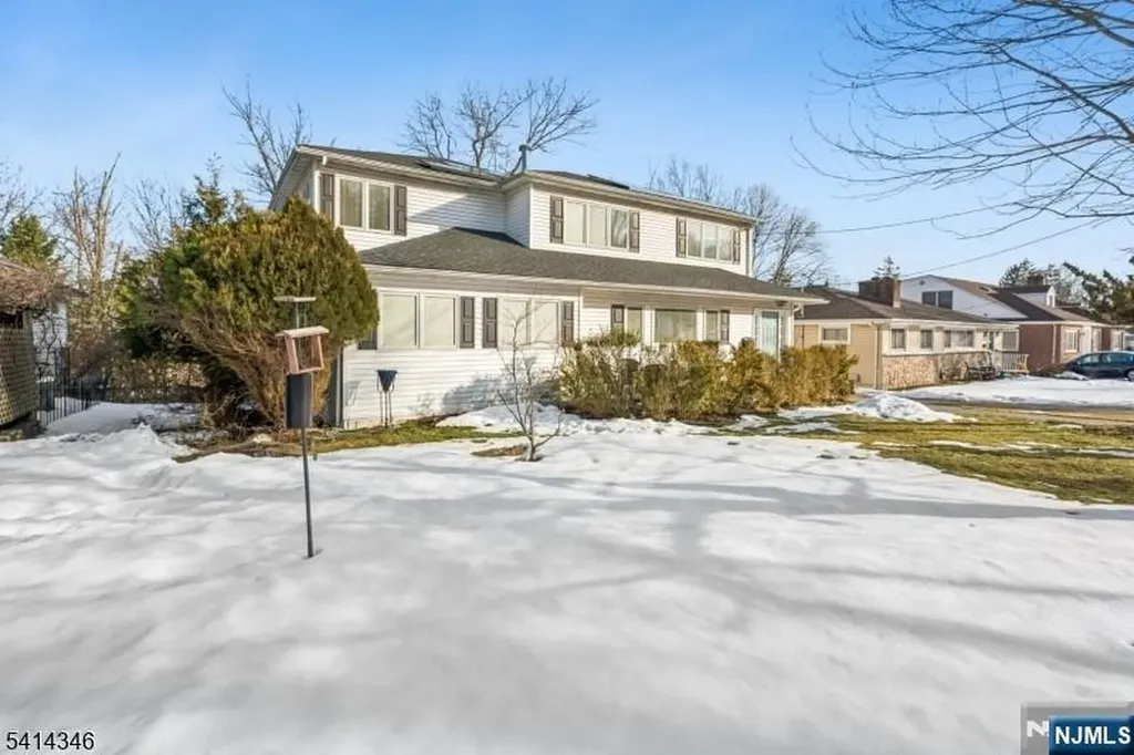12 Dale Drive West Orange NJ 07052