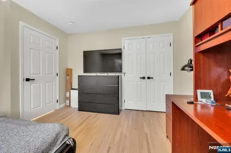 573 Kearney Avenue Cliffside Park NJ 07010