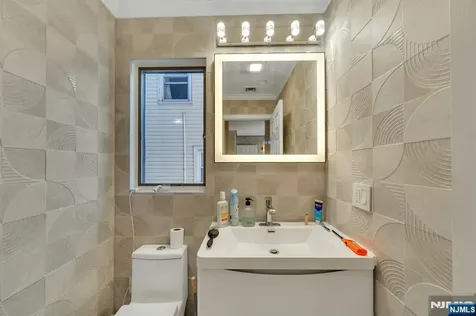 573 Kearney Avenue Cliffside Park NJ 07010