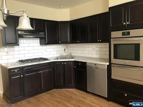 193 Hillside Avenue Glen Ridge NJ 07028