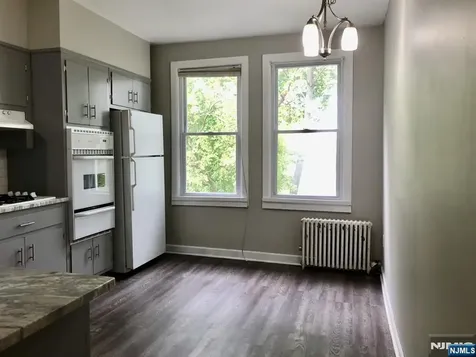 193 Hillside Avenue Glen Ridge NJ 07028