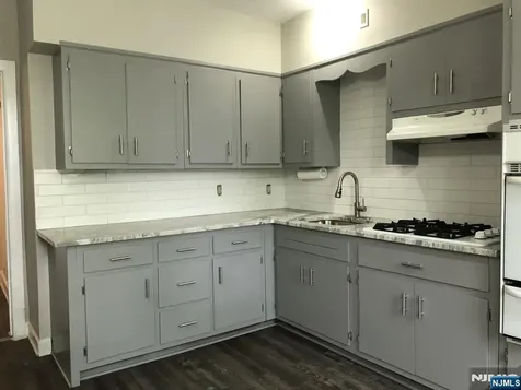 193 Hillside Avenue Glen Ridge NJ 07028