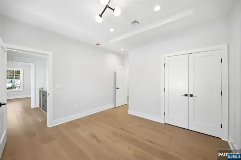 1 Breton Place Livingston NJ 07039