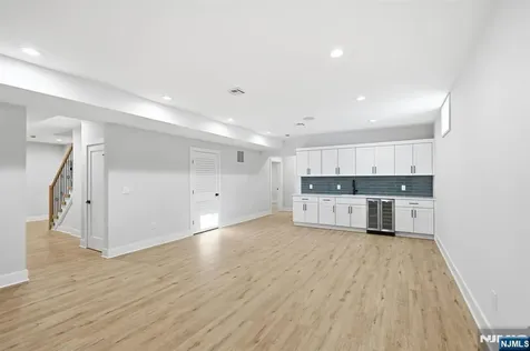 1 Breton Place Livingston NJ 07039