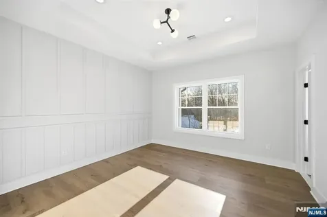 1 Breton Place Livingston NJ 07039