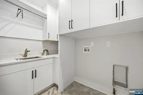 1 Breton Place Livingston NJ 07039