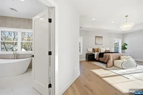 1 Breton Place Livingston NJ 07039