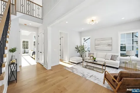 1 Breton Place Livingston NJ 07039