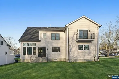 1 Breton Place Livingston NJ 07039
