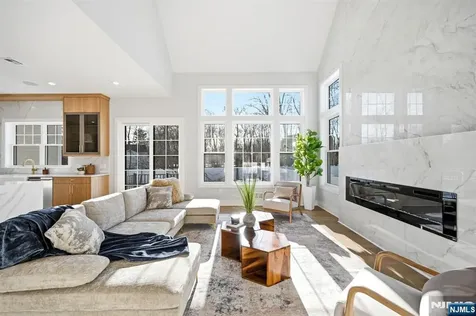 1 Breton Place Livingston NJ 07039