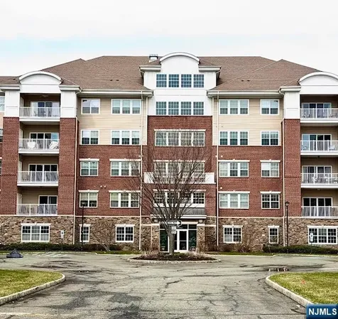 9411 Warrens Way Wanaque NJ 07465