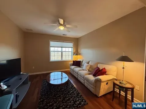 9411 Warrens Way Wanaque NJ 07465
