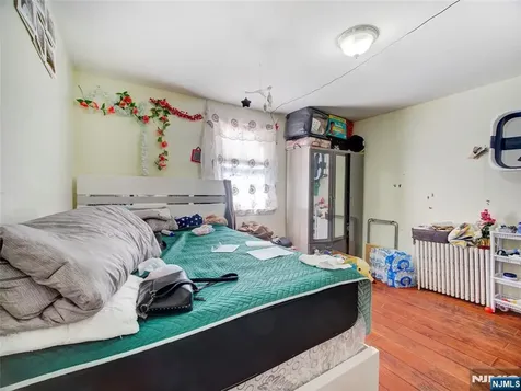 6011 Van Buren Place West New York NJ 07093