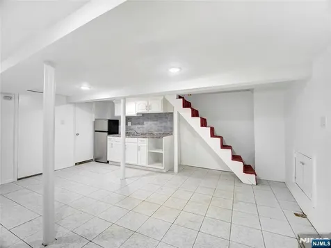 6011 Van Buren Place West New York NJ 07093
