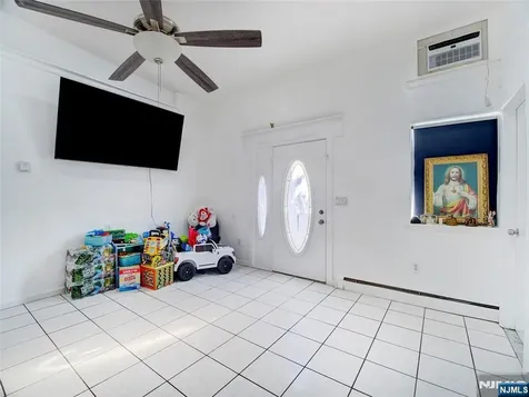 6011 Van Buren Place West New York NJ 07093