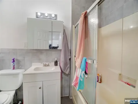 6011 Van Buren Place West New York NJ 07093