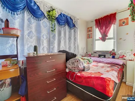 6011 Van Buren Place West New York NJ 07093