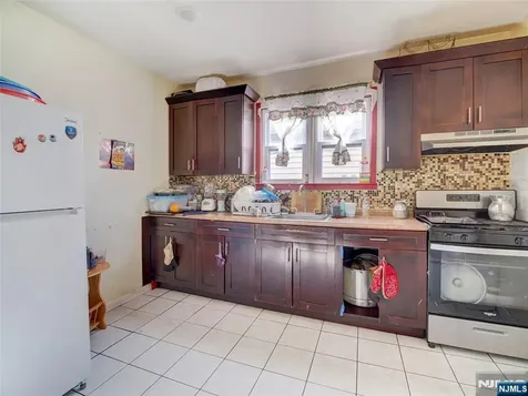 6011 Van Buren Place West New York NJ 07093
