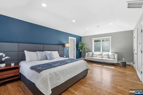20 Bearbrook Drive Woodcliff Lake NJ 07677