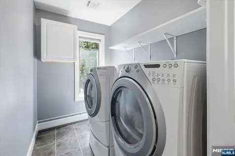 20 Bearbrook Drive Woodcliff Lake NJ 07677