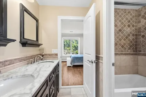 20 Bearbrook Drive Woodcliff Lake NJ 07677