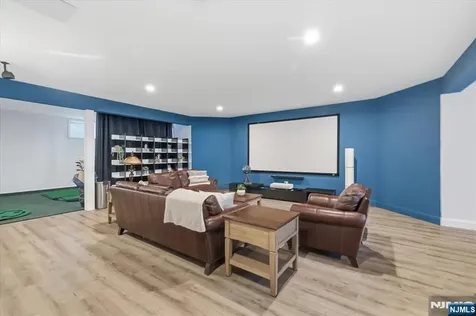 20 Bearbrook Drive Woodcliff Lake NJ 07677